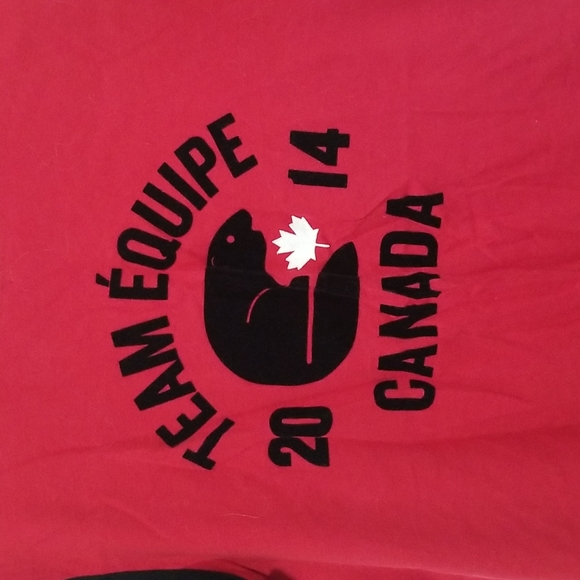 Canada T-Shirt - Picture 2 of 5
